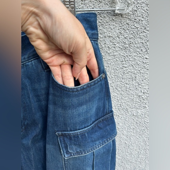 Alice + Olivia CAY BAGGY DENIM CARGO in Love Train - Picture 6 of 11